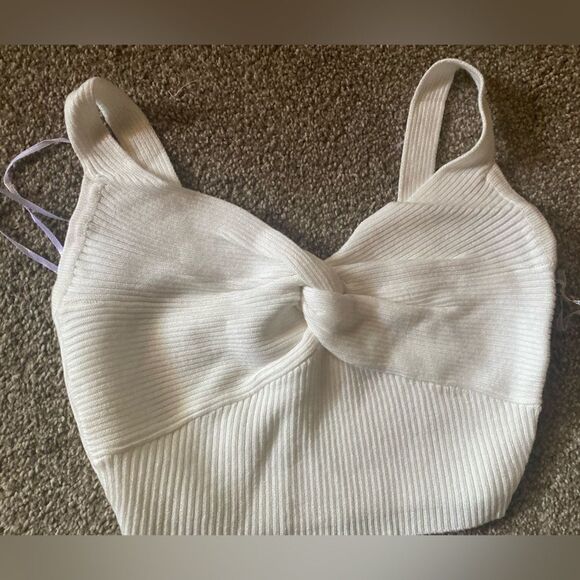 Blashe white crop top with straps. new - Picture 8 of 10